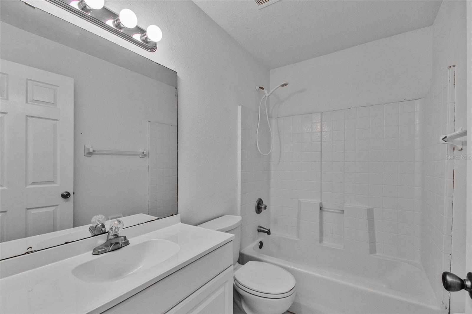 Image 31 of 40 For 6 Plateau Place