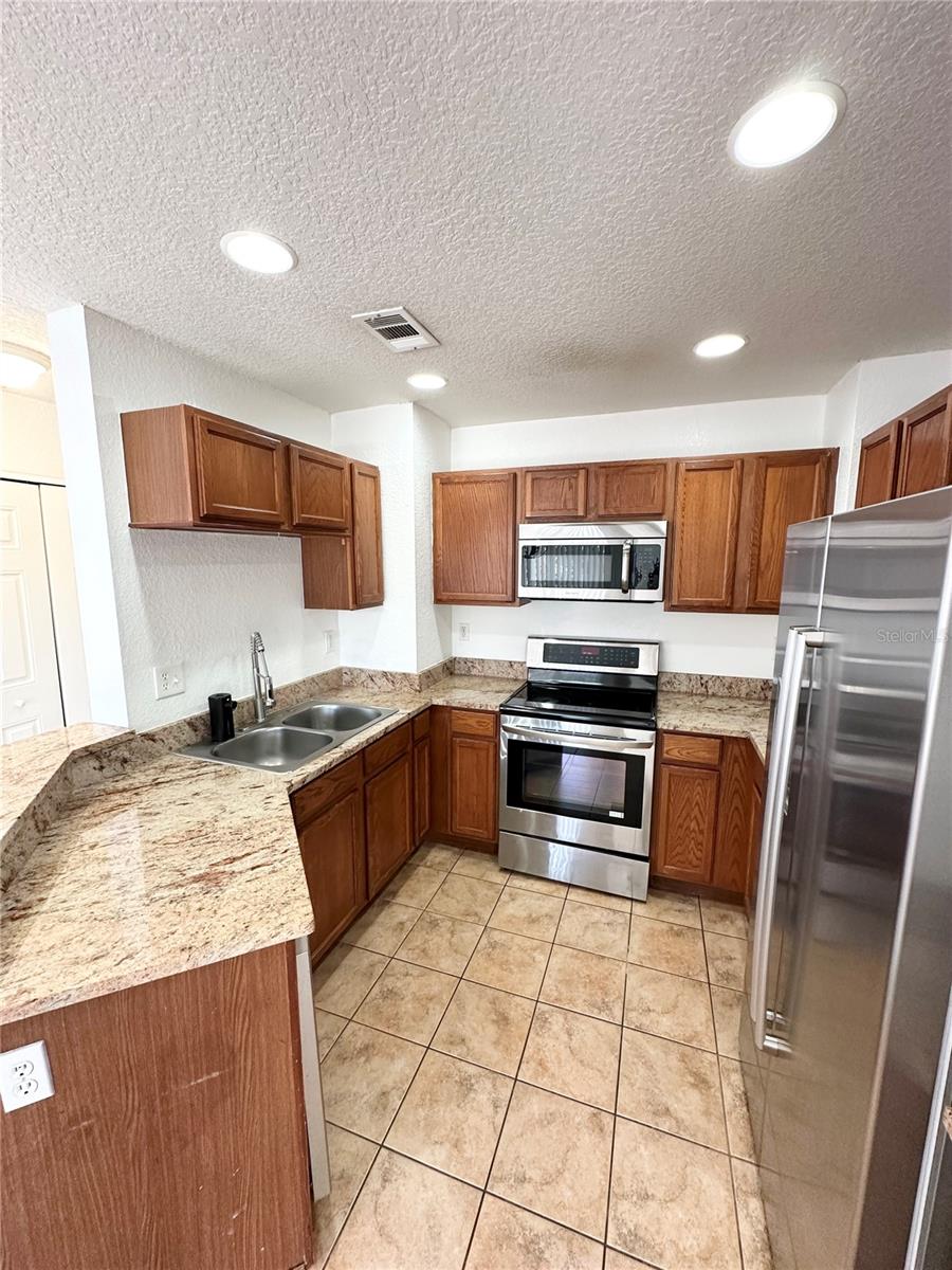 Image 10 of 33 For 4600 Moody Boulevard 6e