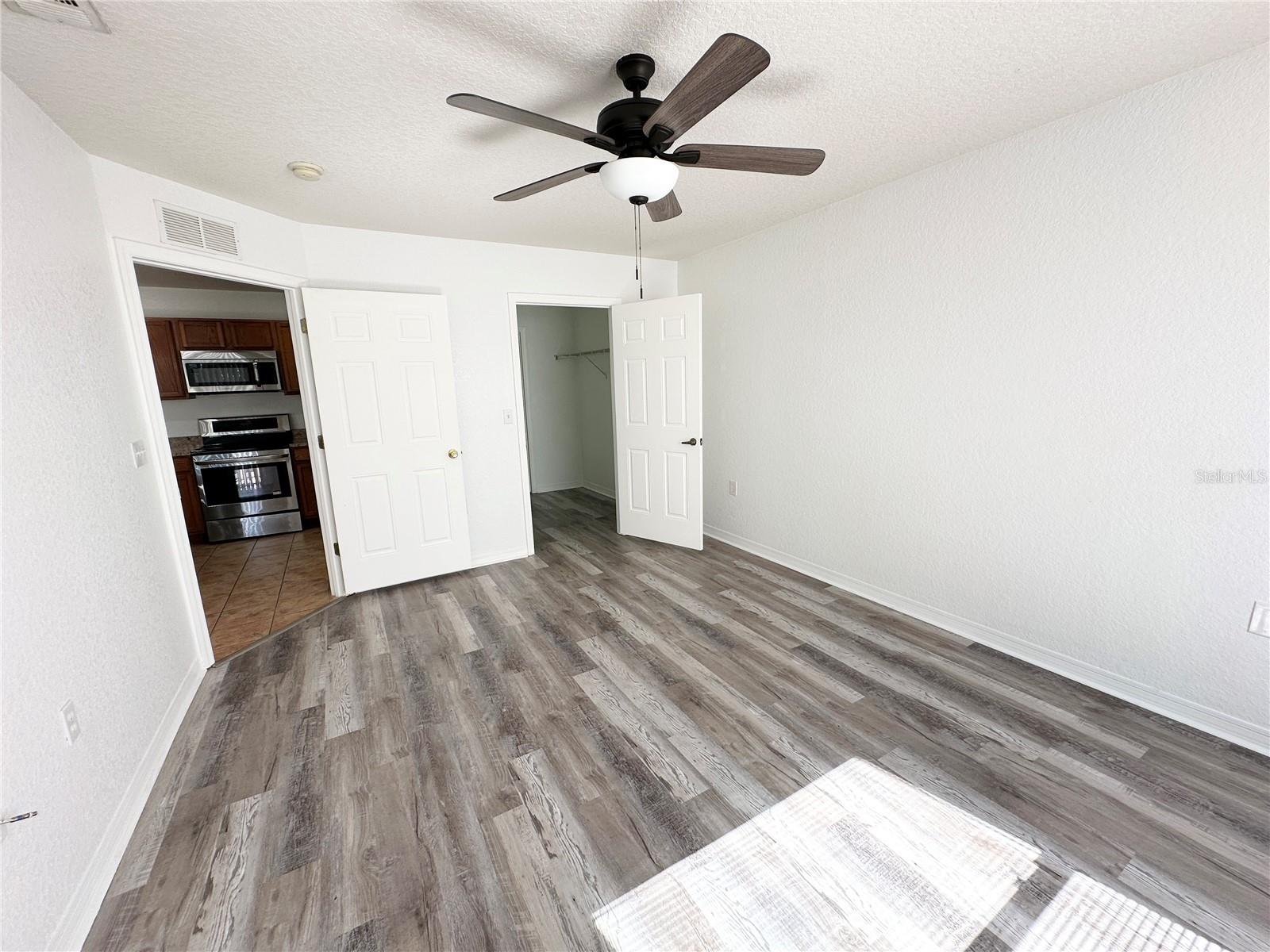 Image 14 of 33 For 4600 Moody Boulevard 6e