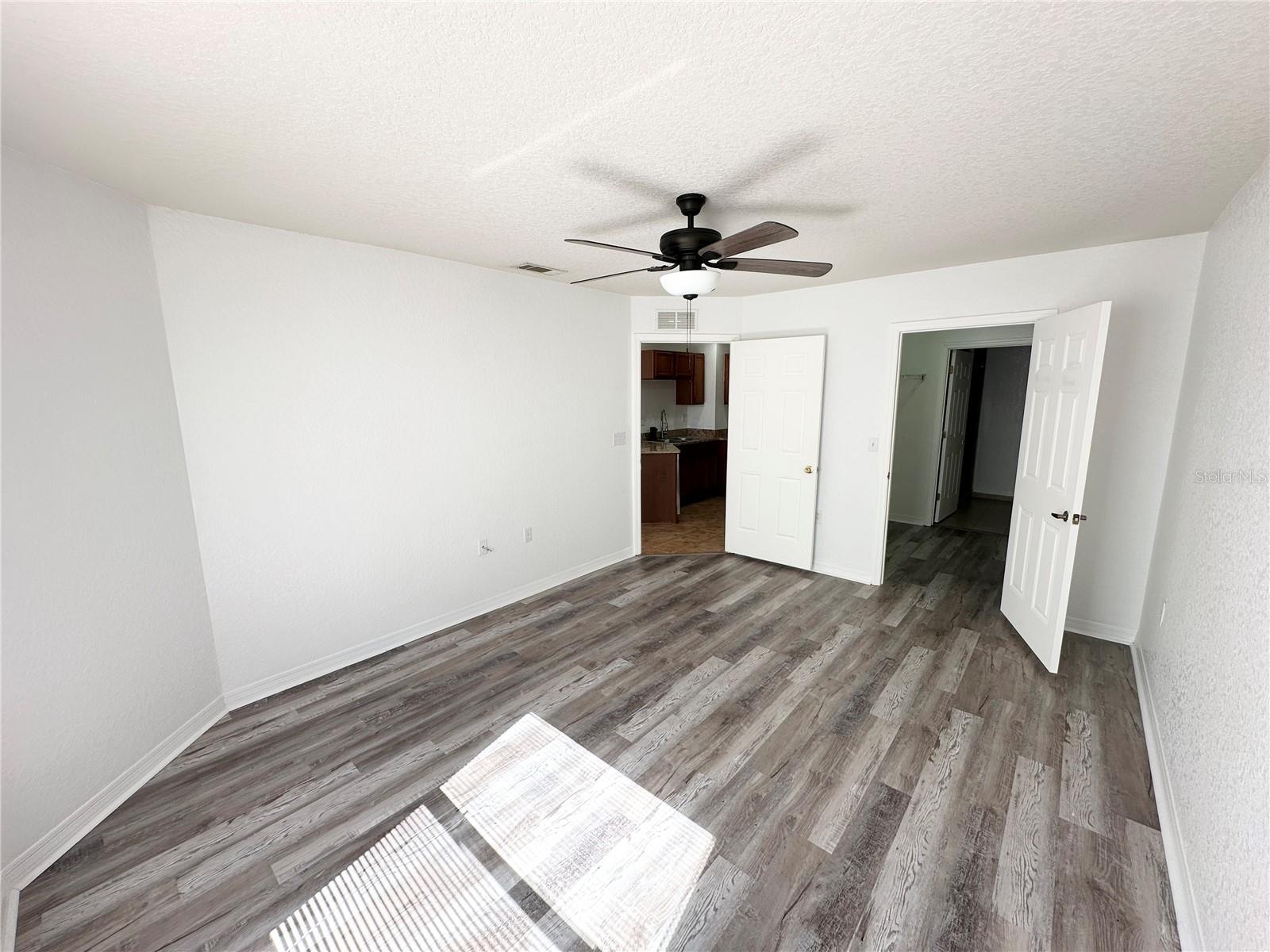 Image 15 of 33 For 4600 Moody Boulevard 6e