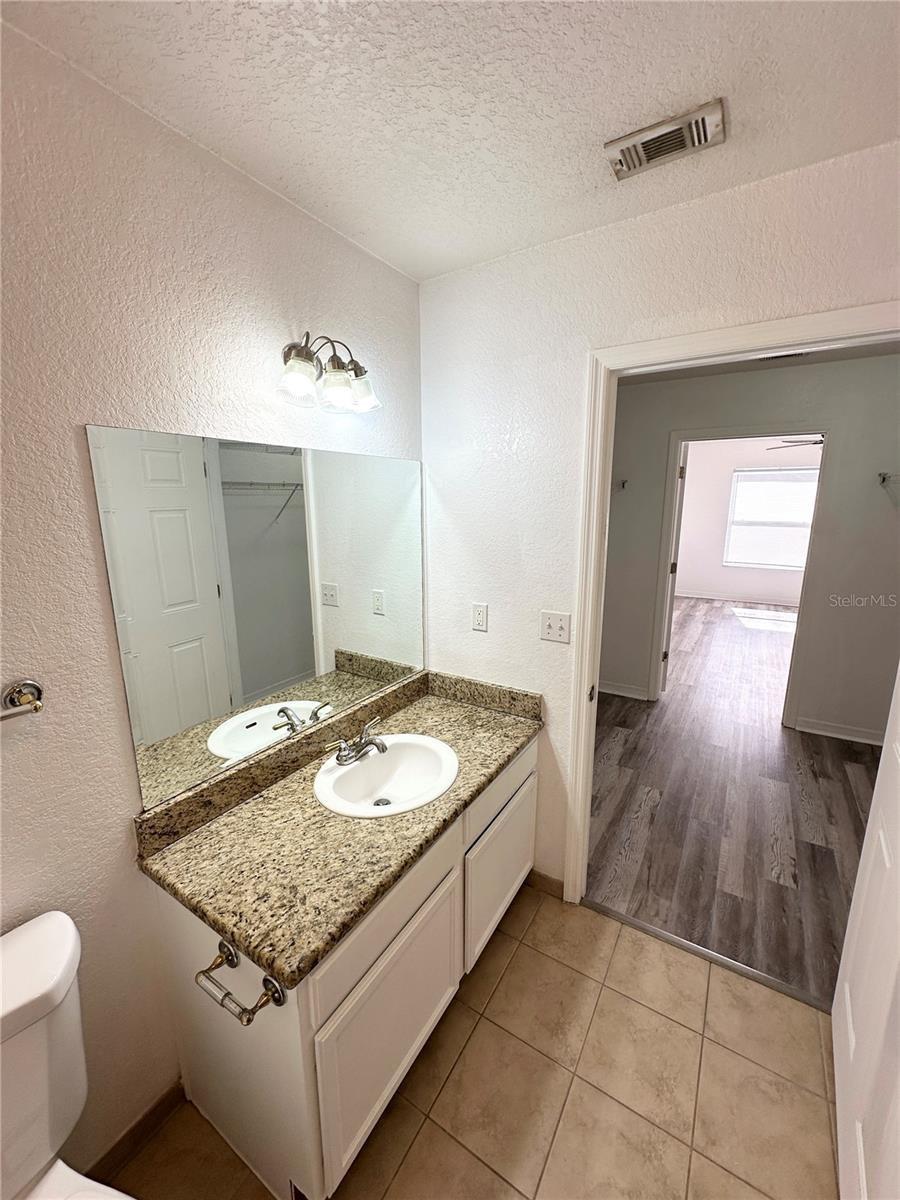 Image 19 of 33 For 4600 Moody Boulevard 6e