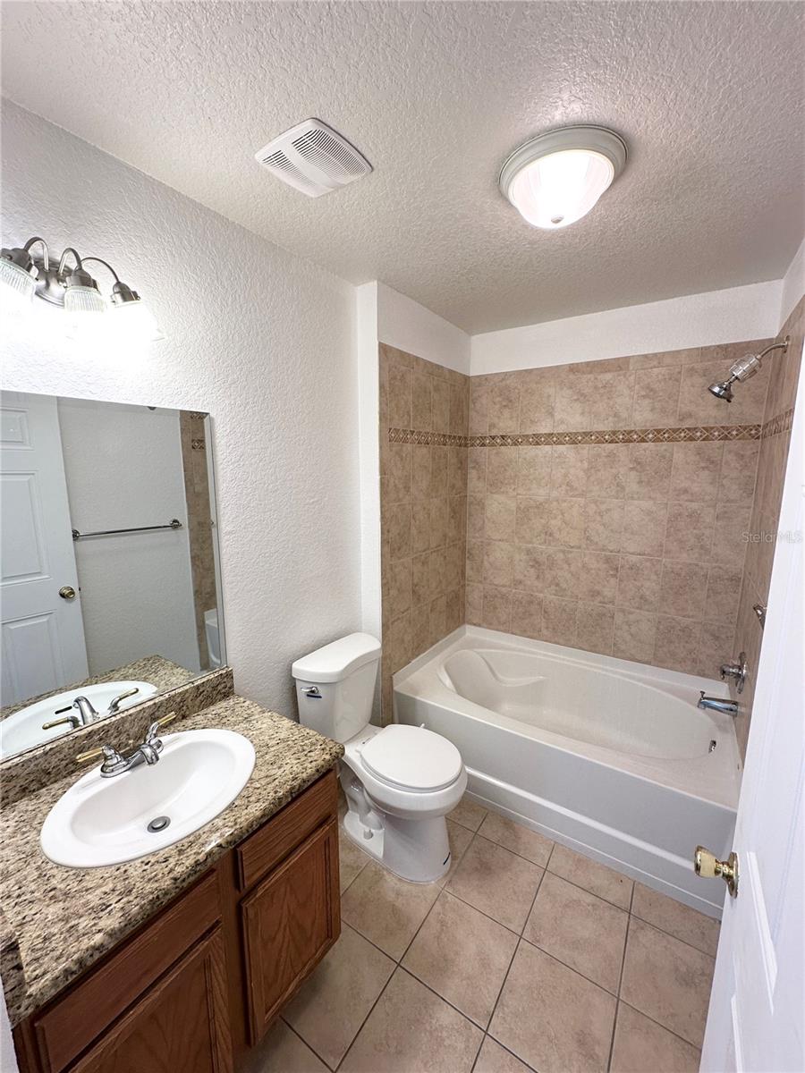 Image 24 of 33 For 4600 Moody Boulevard 6e