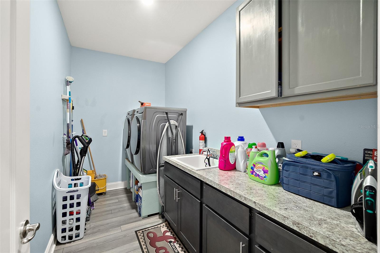 Image 18 of 46 For 3 Llacer Place