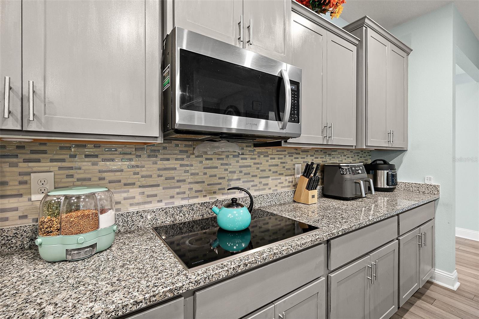 Image 29 of 46 For 3 Llacer Place