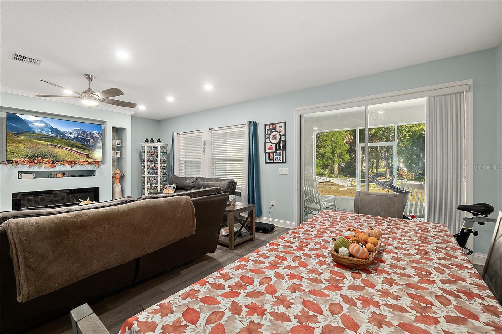 Image 36 of 46 For 3 Llacer Place