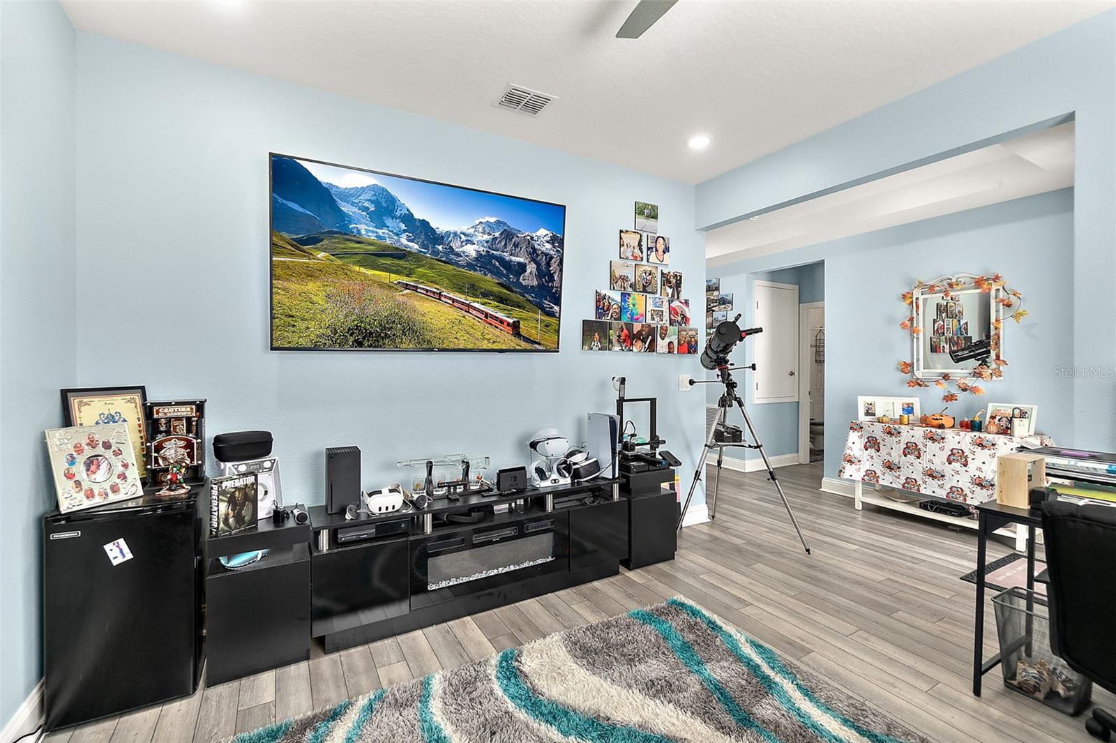 Image 6 of 46 For 3 Llacer Place