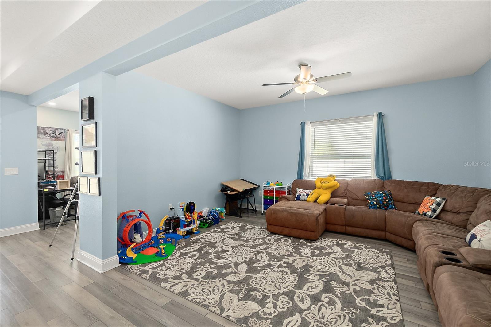 Image 7 of 46 For 3 Llacer Place