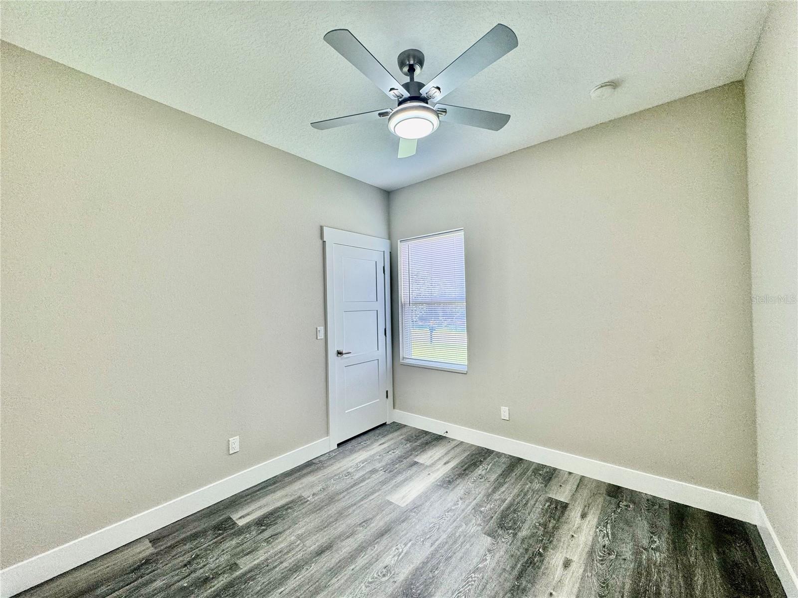 Image 12 of 15 For 21 Columbia Lane A