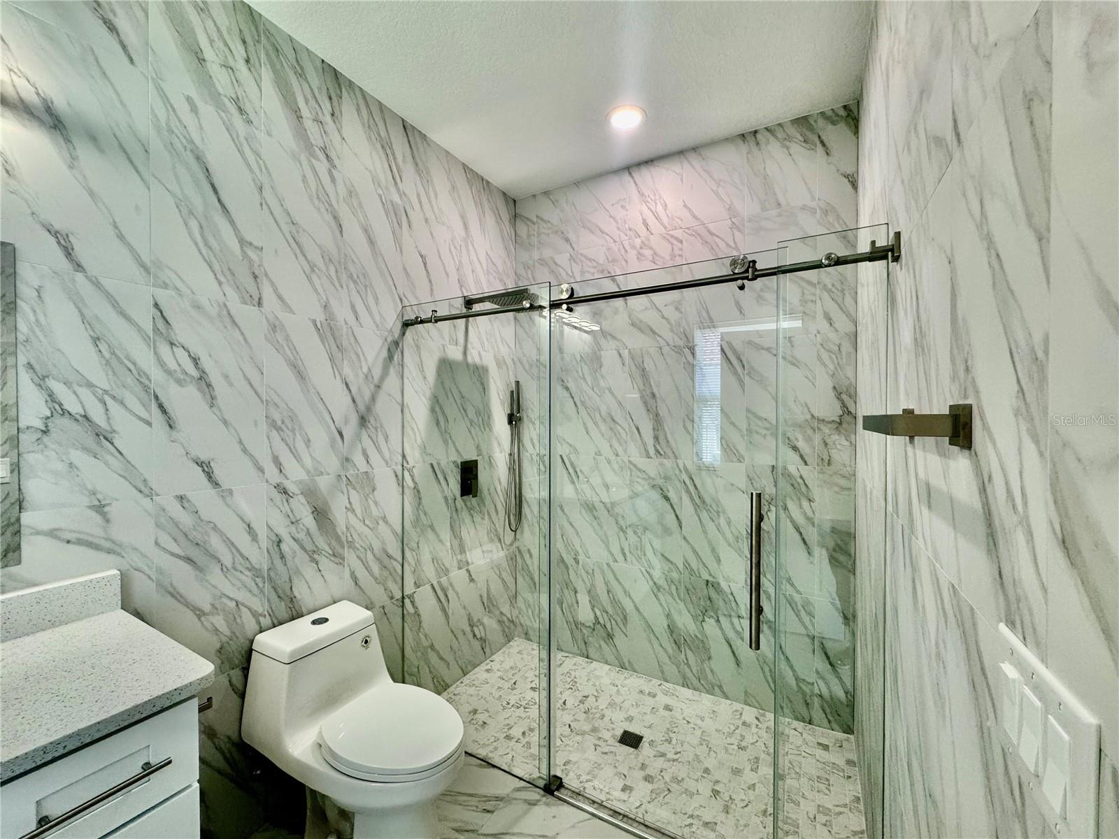 Image 9 of 15 For 21 Columbia Lane A