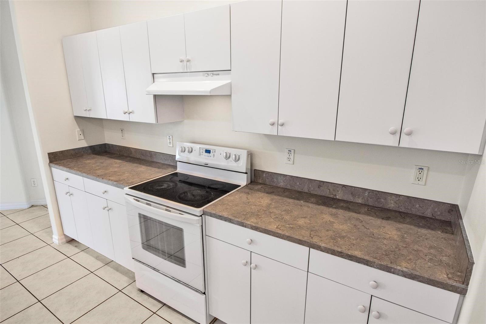 Image 13 of 55 For 29 Diamond Drive