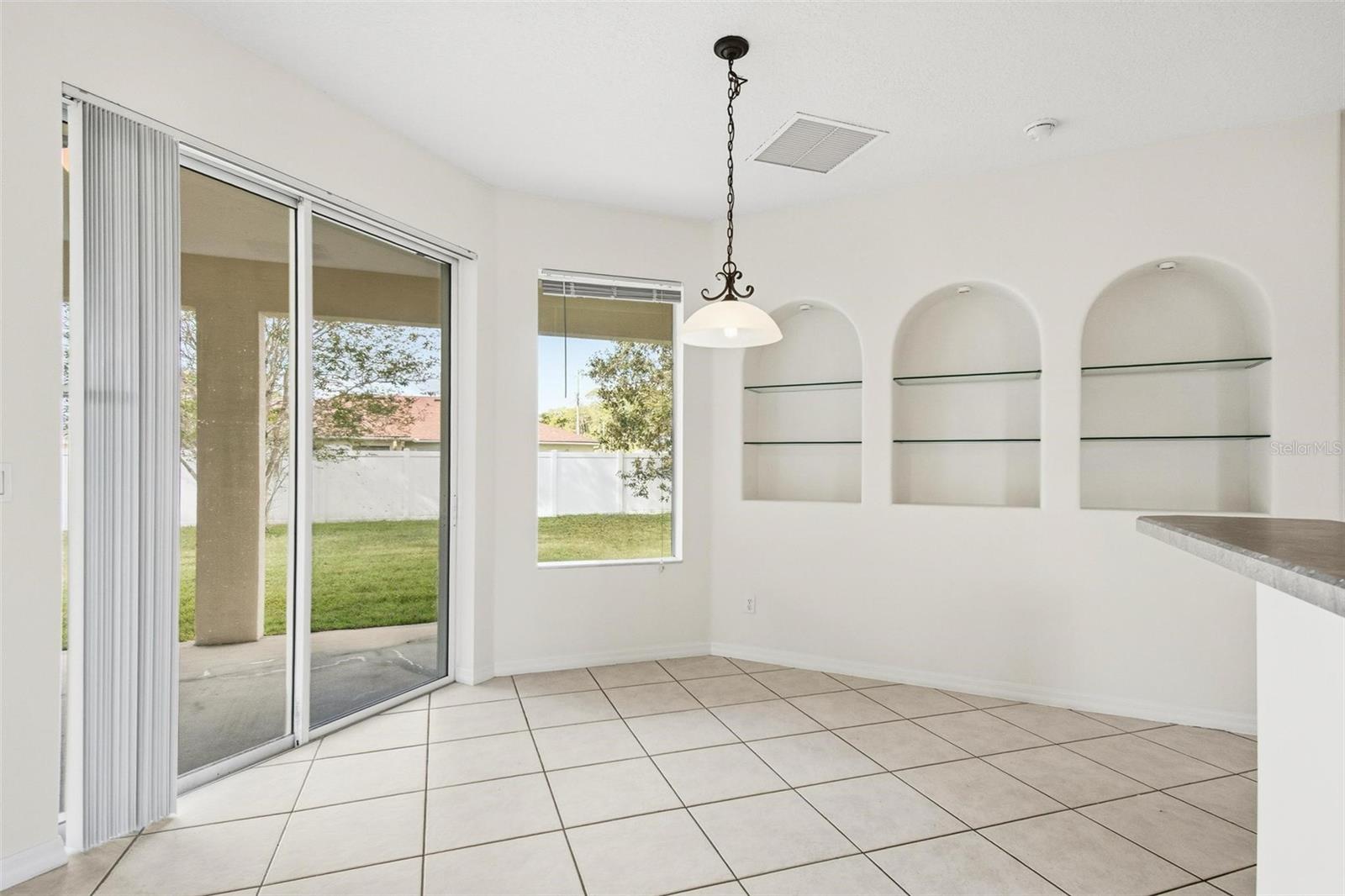 Image 20 of 55 For 29 Diamond Drive