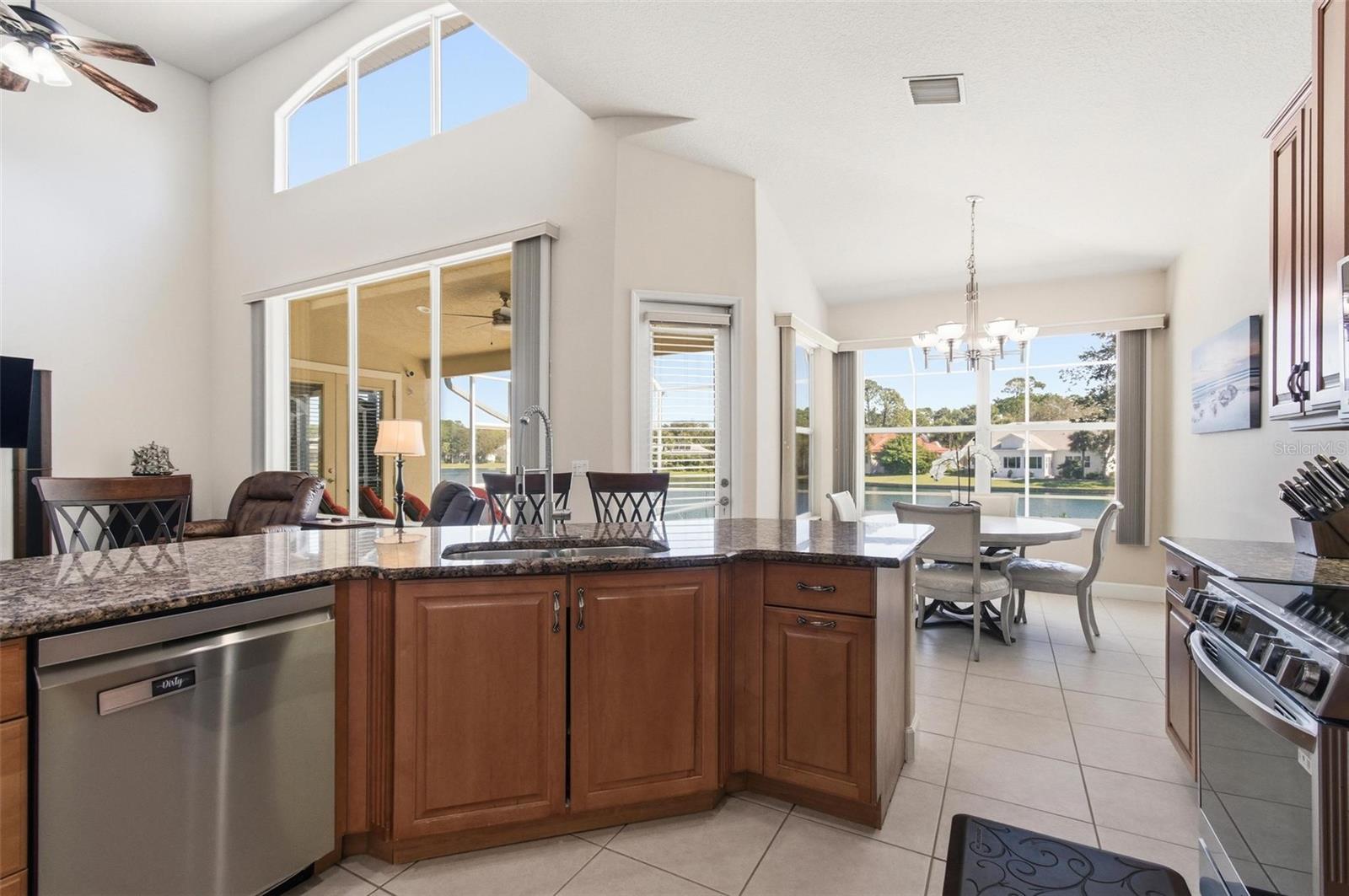 Image 18 of 99 For 17 Sandpiper Court