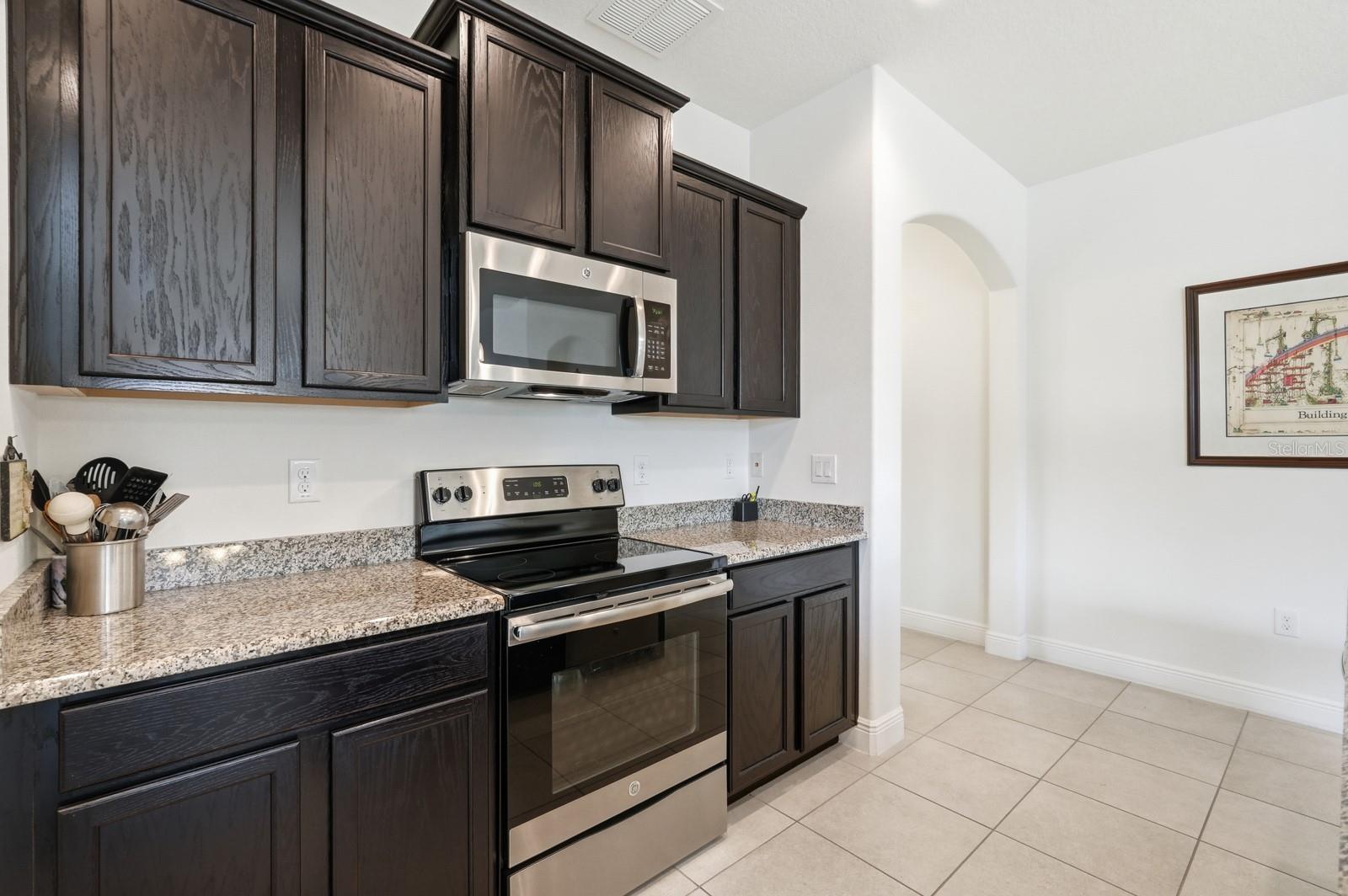 Image 21 of 57 For 255 River Vale Lane