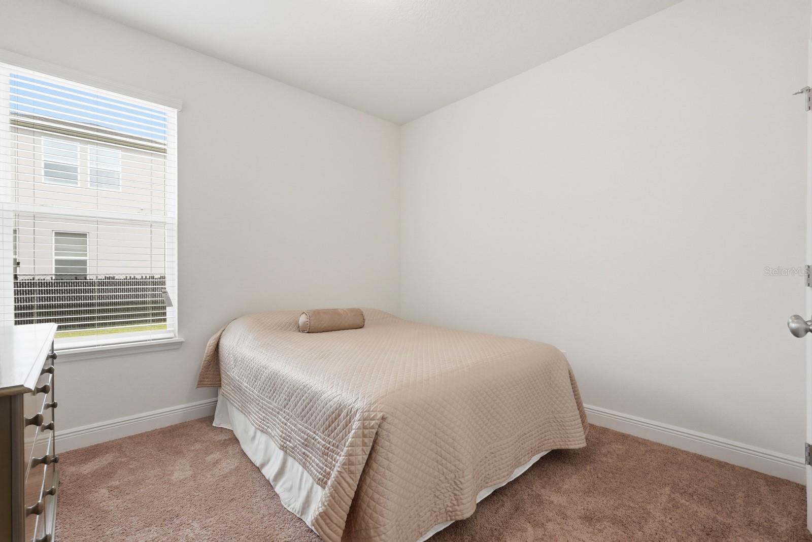 Image 27 of 57 For 255 River Vale Lane