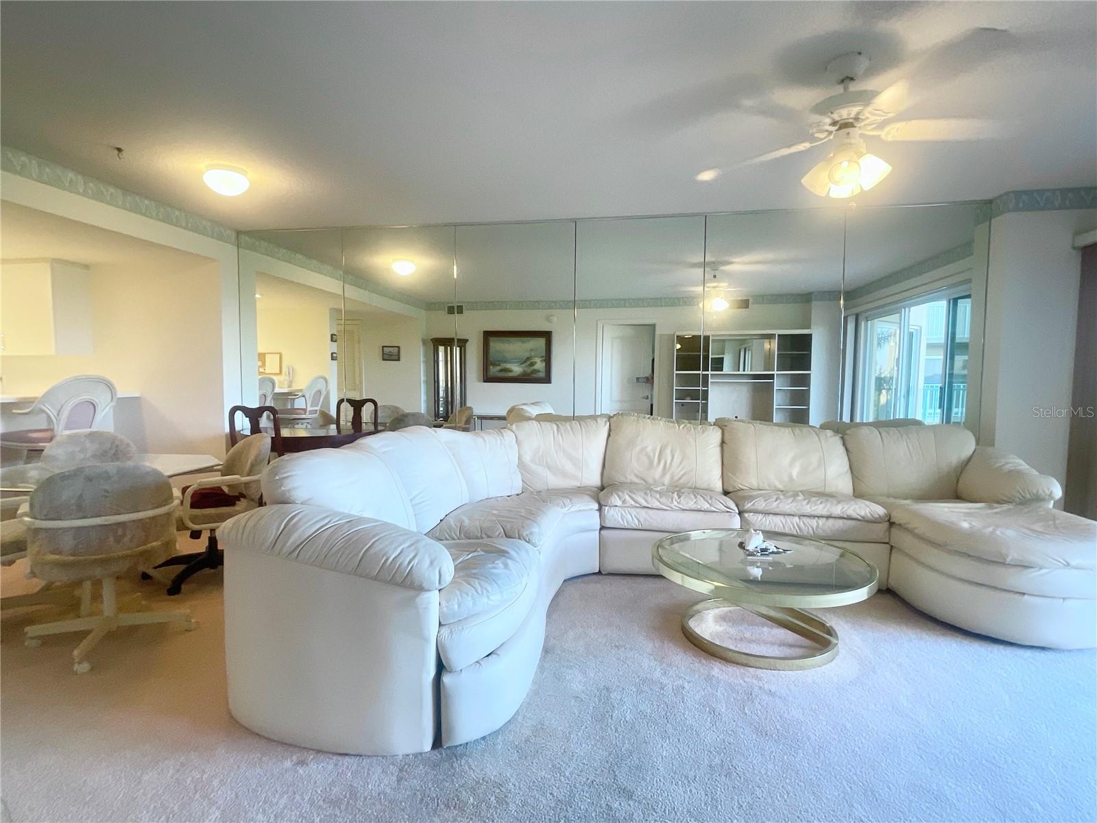 Image 12 of 47 For 4 Oceans West Boulevard 402b