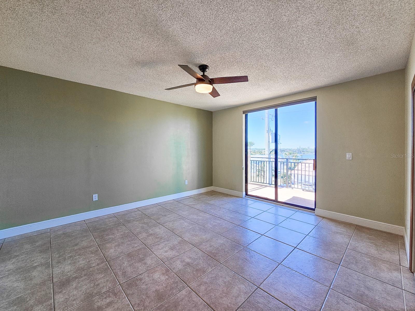 Image 14 of 29 For 2129 Ocean Shore Boulevard 2129