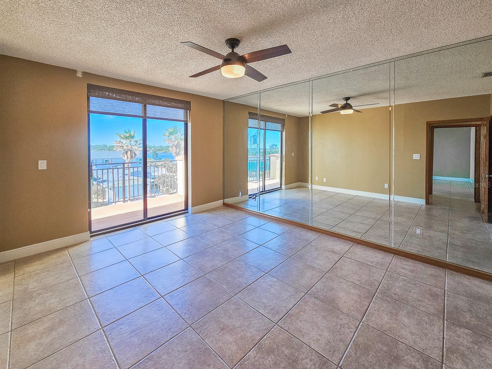 Image 19 of 29 For 2129 Ocean Shore Boulevard 2129