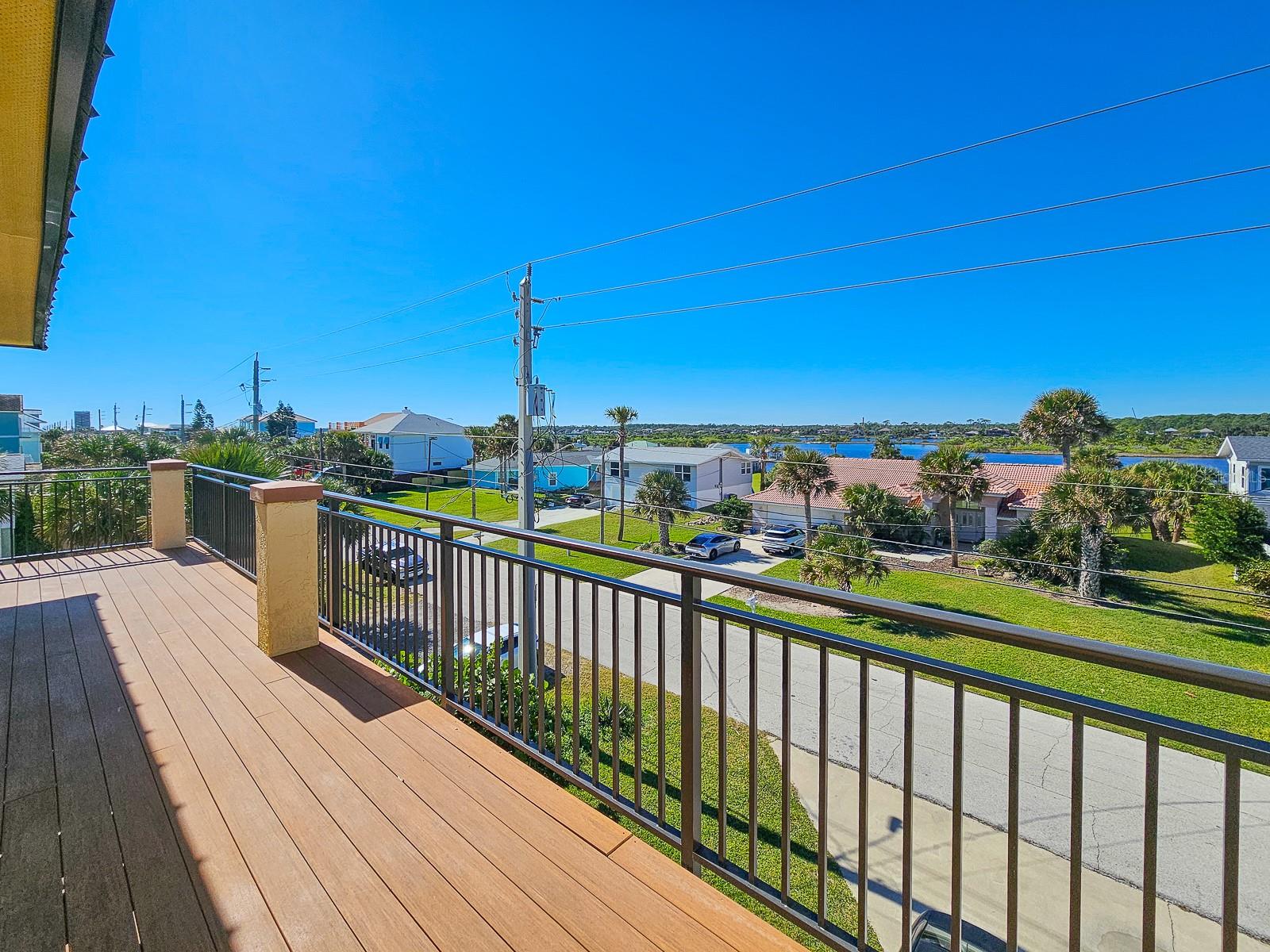 Image 25 of 29 For 2129 Ocean Shore Boulevard 2129