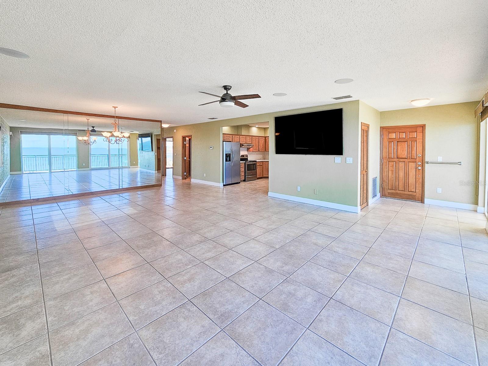 Image 9 of 29 For 2129 Ocean Shore Boulevard 2129