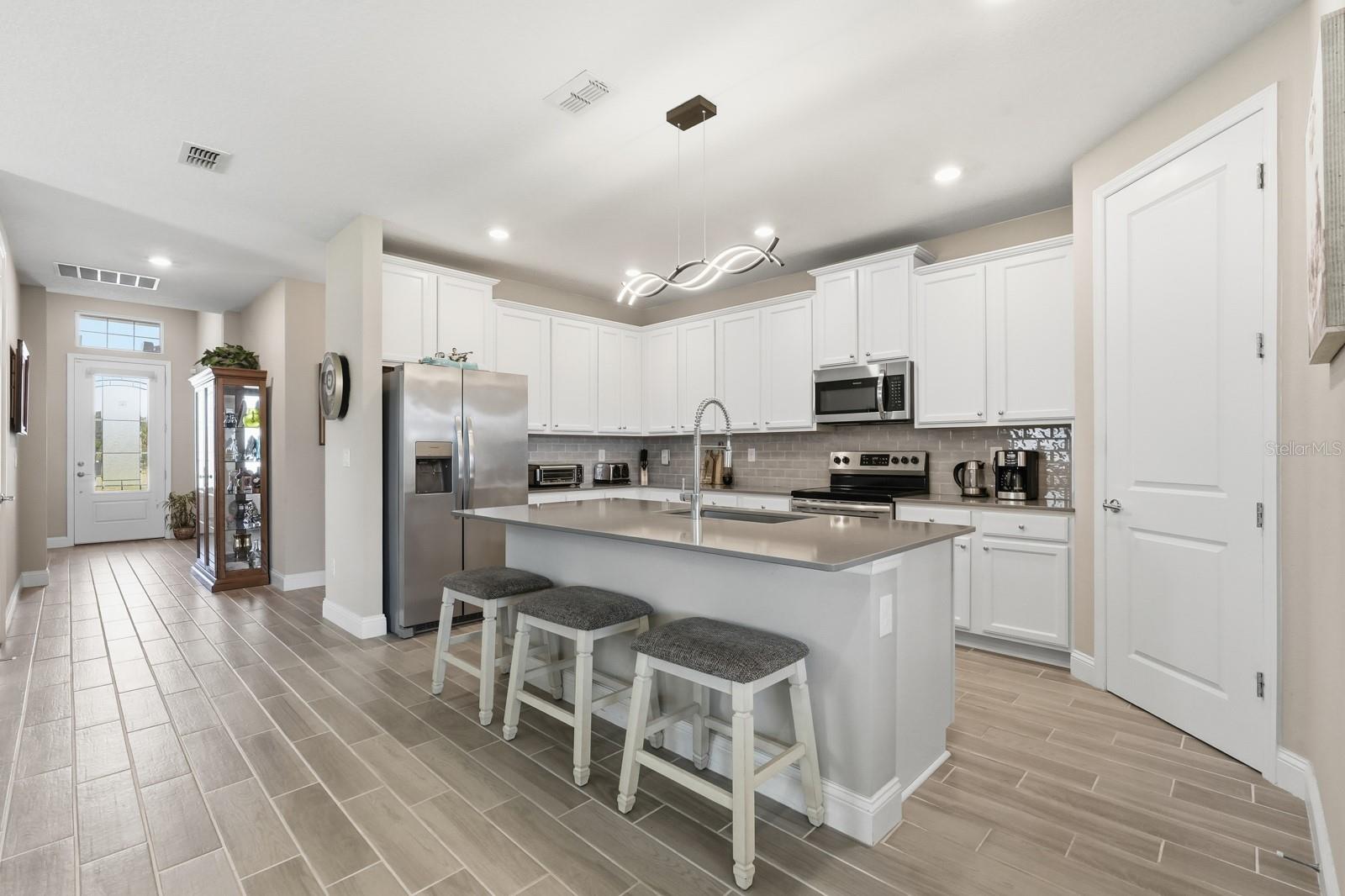 Image 13 of 46 For 4138 Clifden Drive