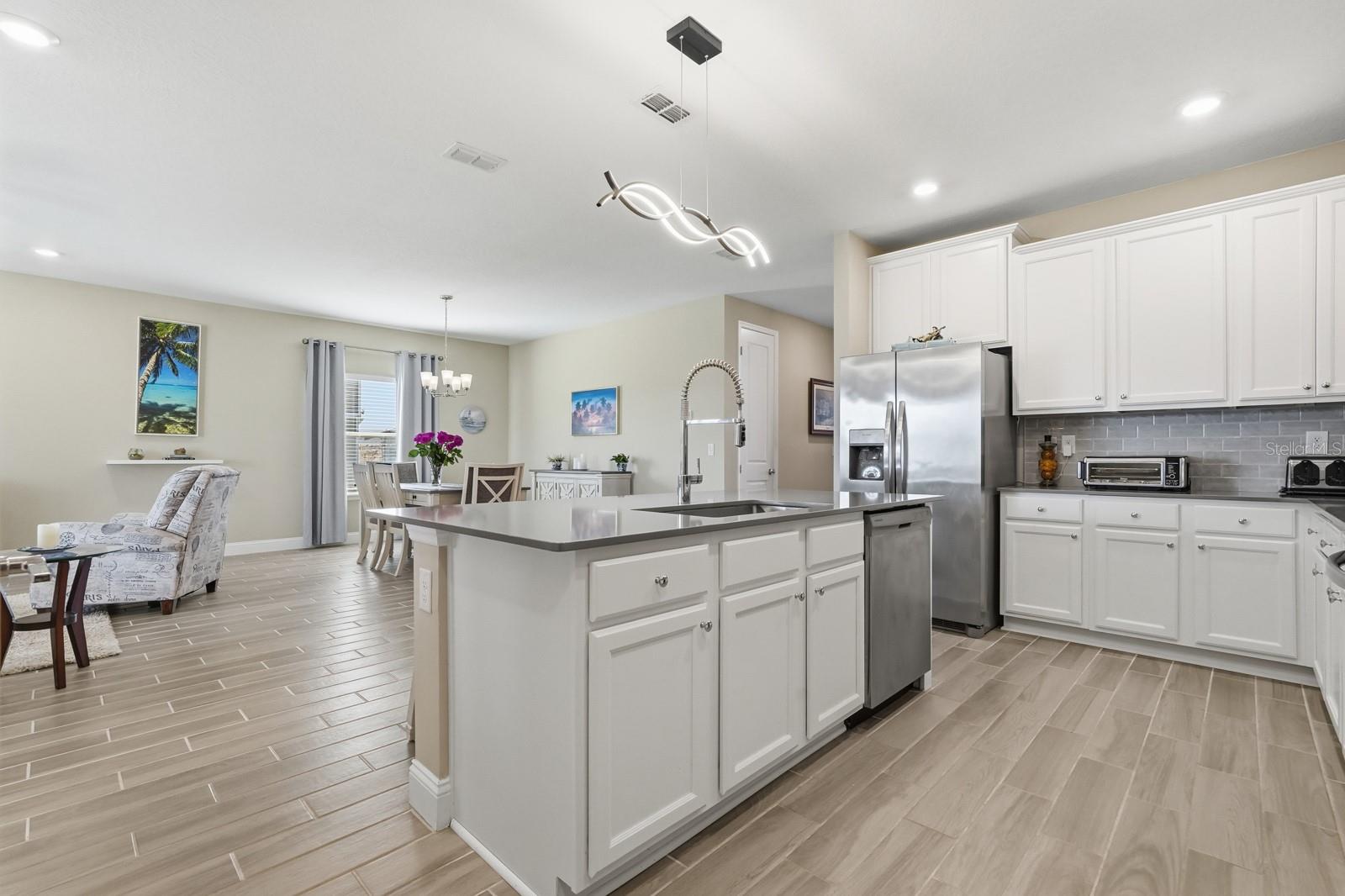 Image 16 of 46 For 4138 Clifden Drive