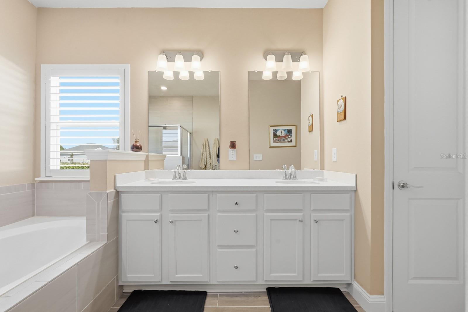 Image 27 of 46 For 4138 Clifden Drive