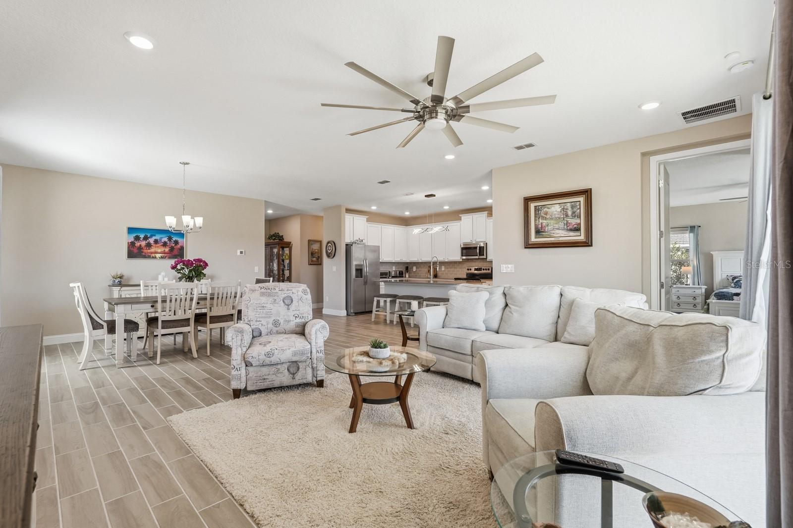 Image 5 of 46 For 4138 Clifden Drive