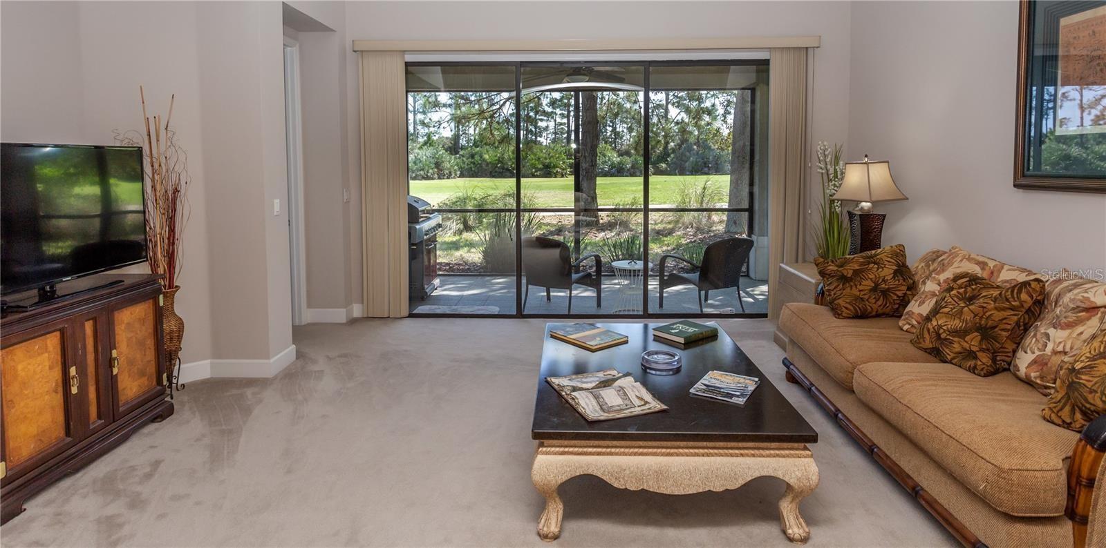 Image 14 of 49 For 37 River Landing Drive