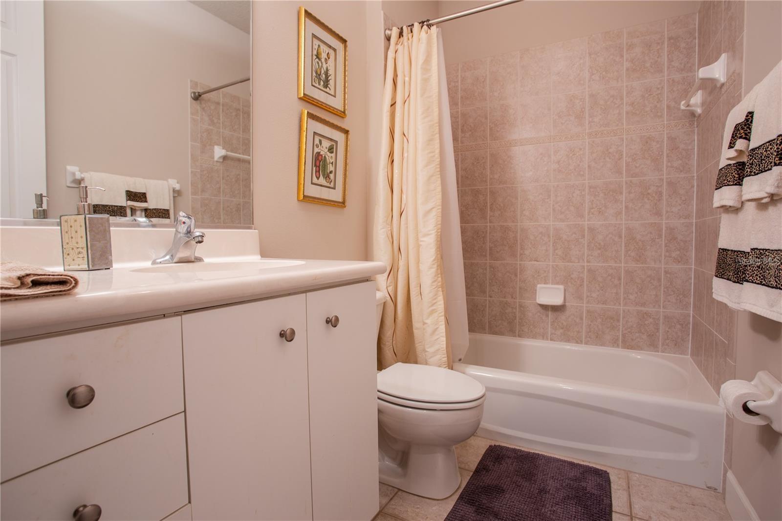 Image 25 of 49 For 37 River Landing Drive