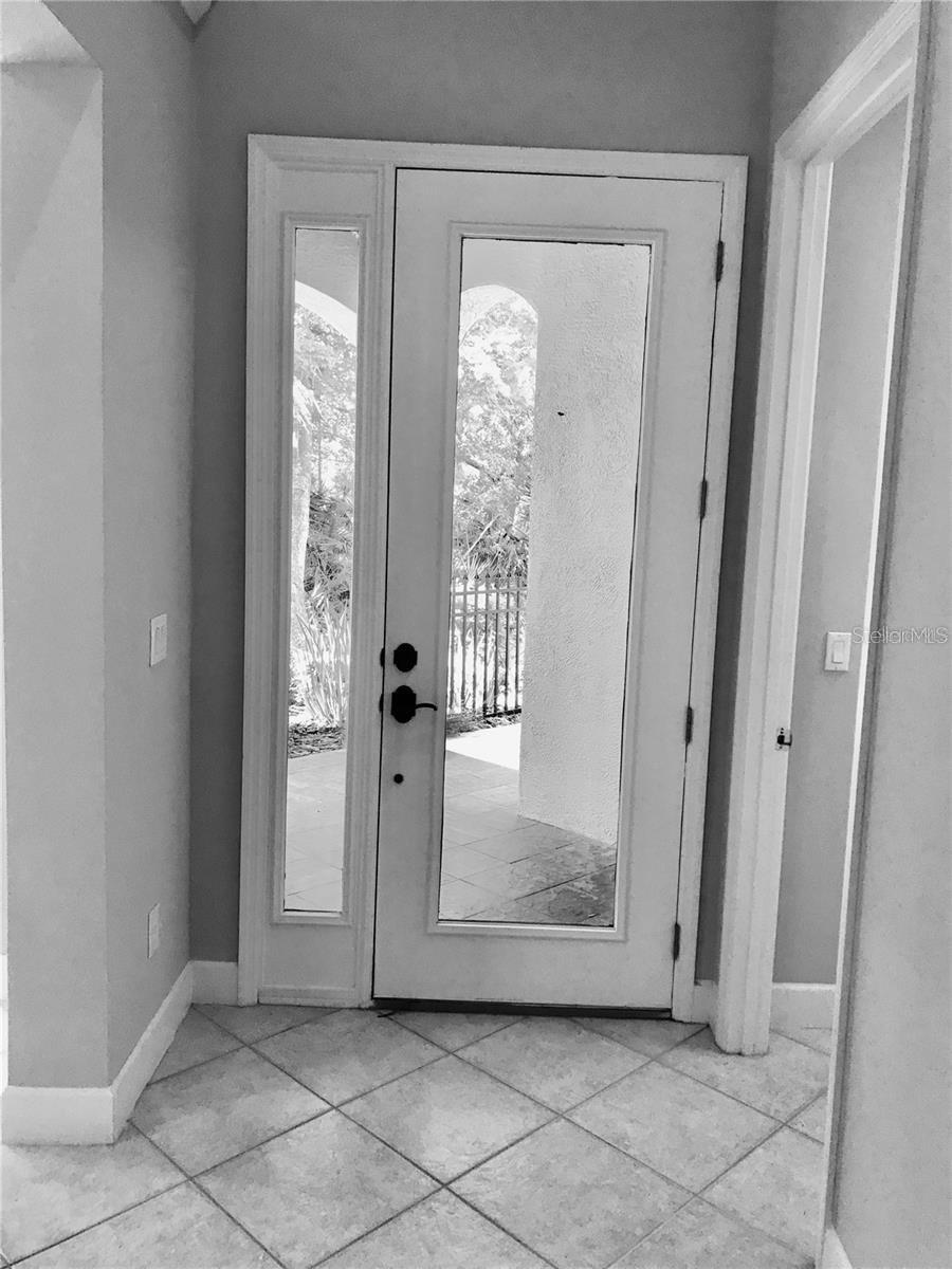 Image 5 of 49 For 37 River Landing Drive