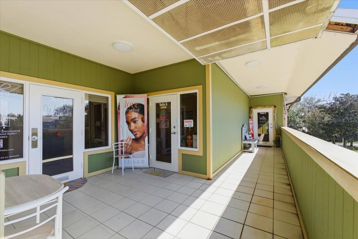 Image 10 of 98 For 7 Florida Park Drive N