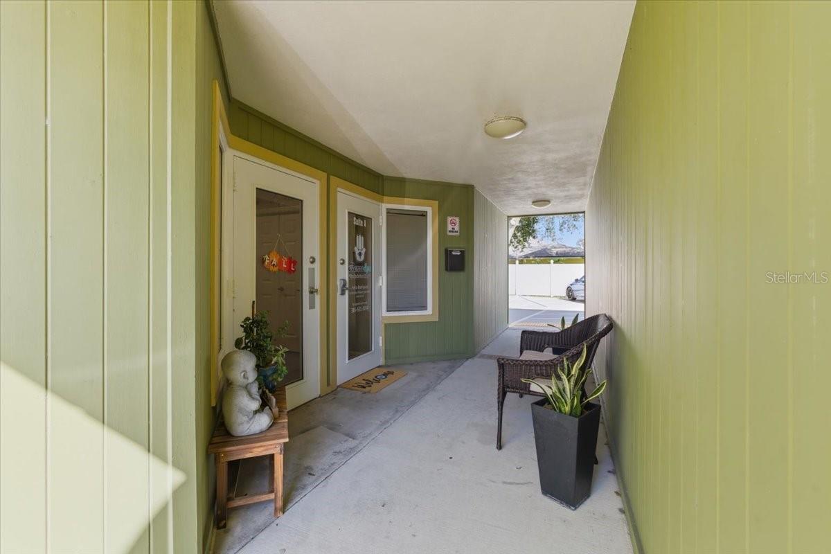 Image 13 of 98 For 7 Florida Park Drive N