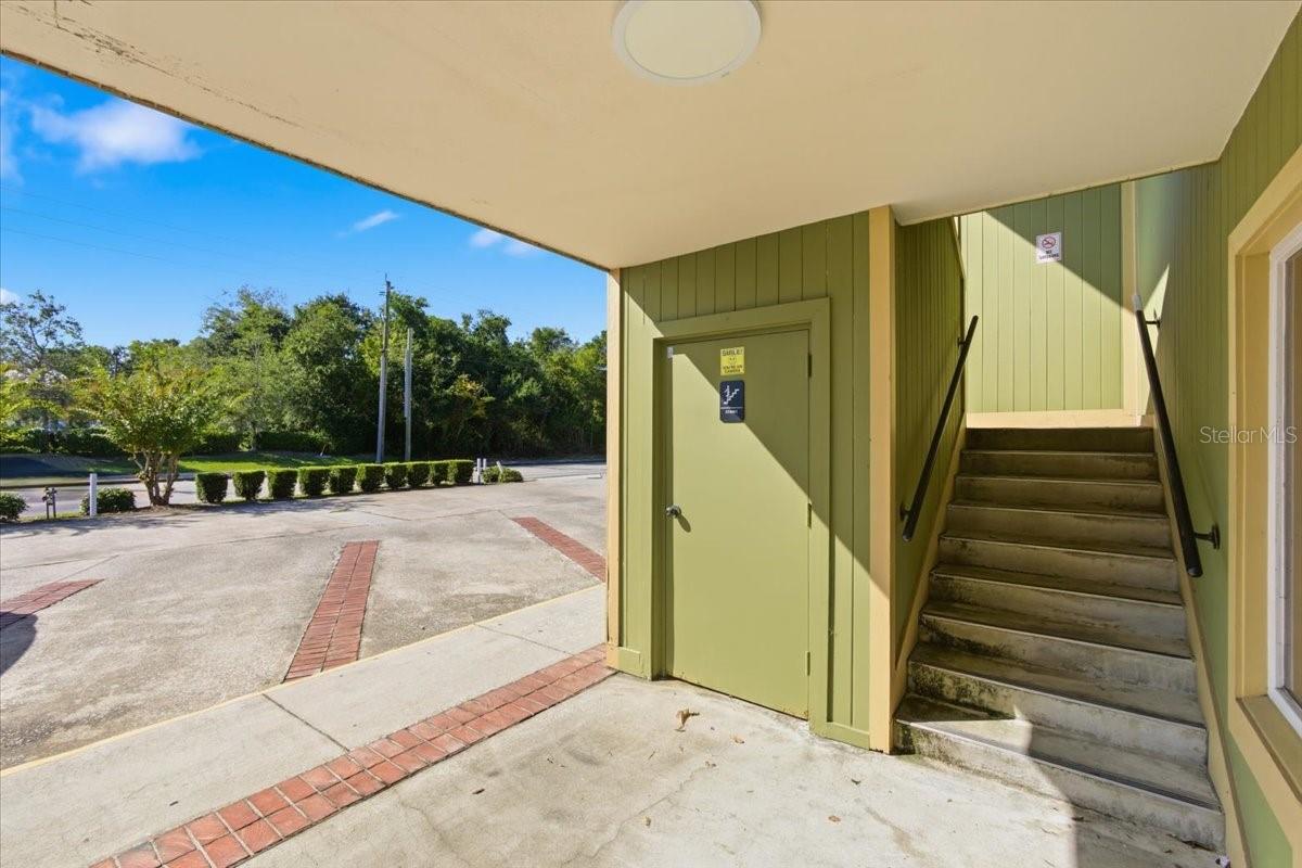 Image 15 of 98 For 7 Florida Park Drive N