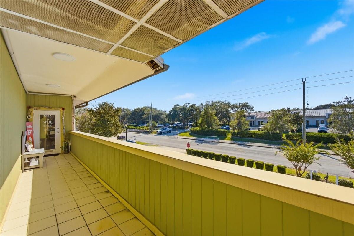 Image 18 of 98 For 7 Florida Park Drive N