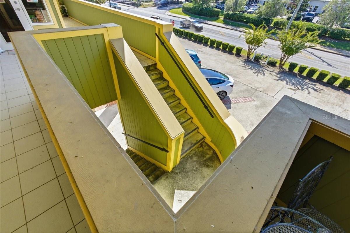 Image 21 of 98 For 7 Florida Park Drive N