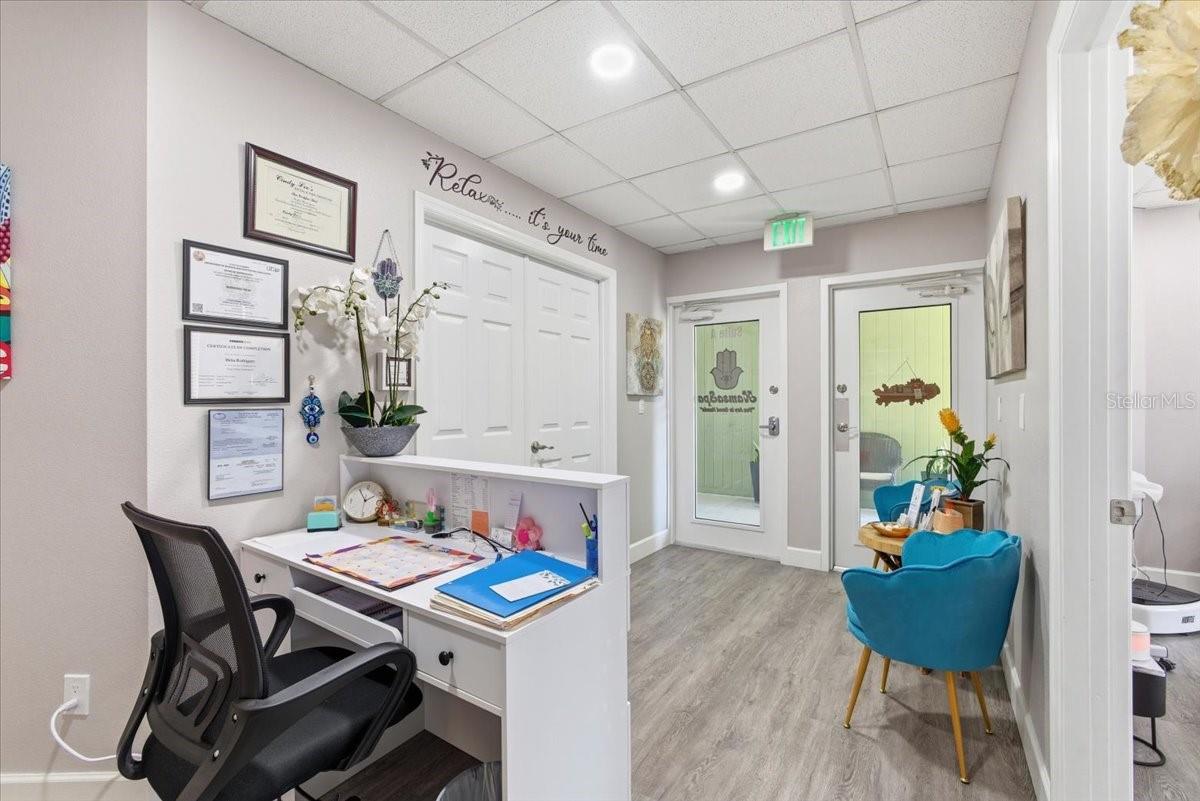 Image 24 of 98 For 7 Florida Park Drive N