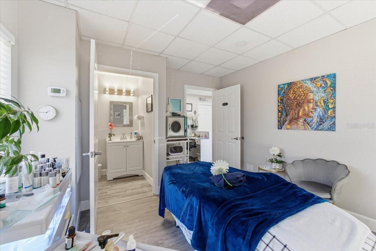 Image 30 of 98 For 7 Florida Park Drive N