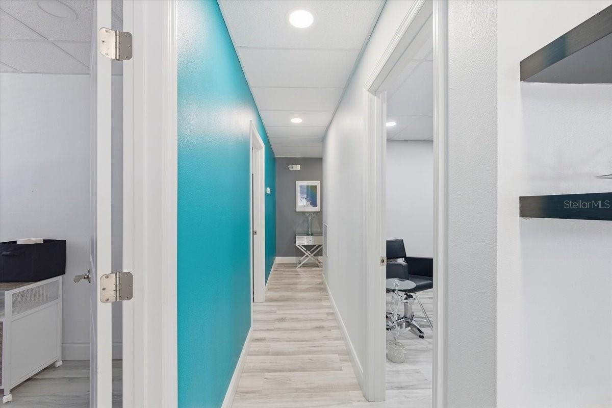 Image 44 of 98 For 7 Florida Park Drive N