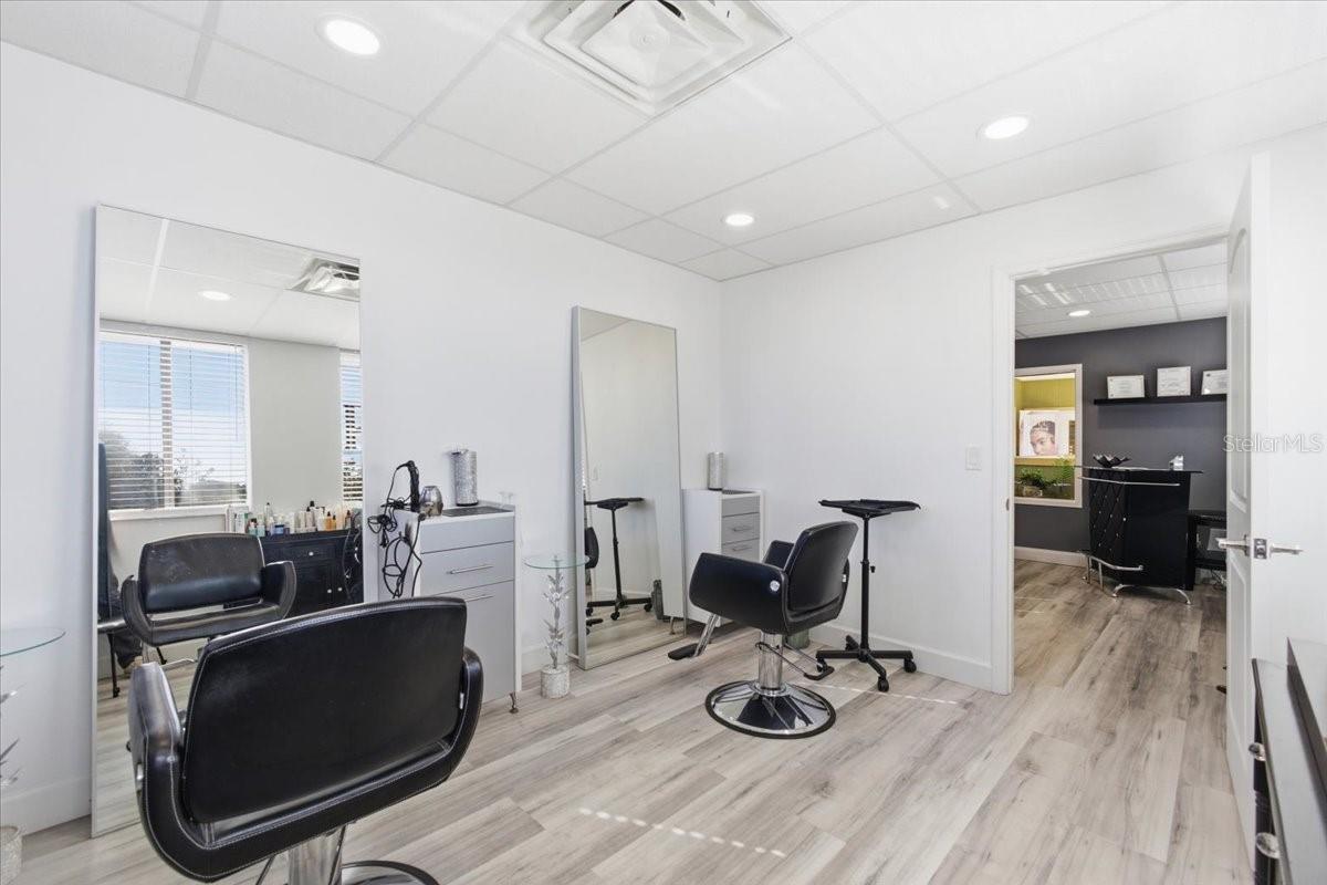 Image 48 of 98 For 7 Florida Park Drive N