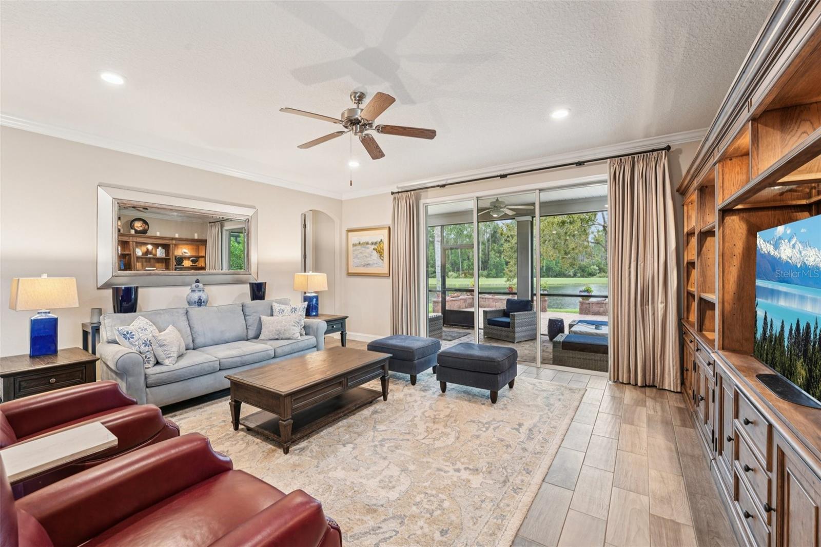 Image 10 of 91 For 2785 Las Calinas Boulevard