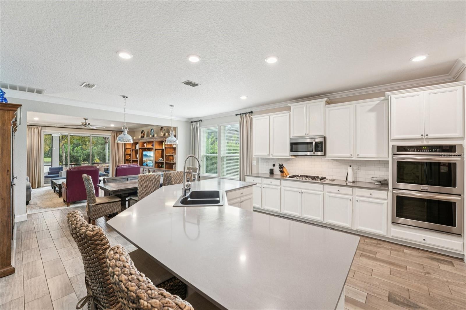 Image 21 of 91 For 2785 Las Calinas Boulevard