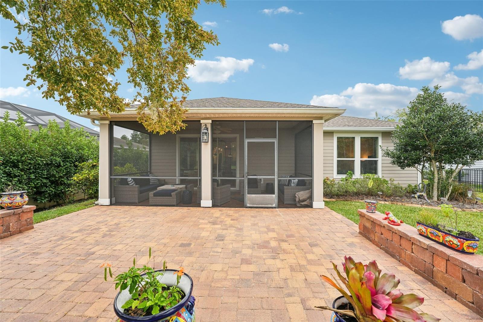 Image 54 of 91 For 2785 Las Calinas Boulevard