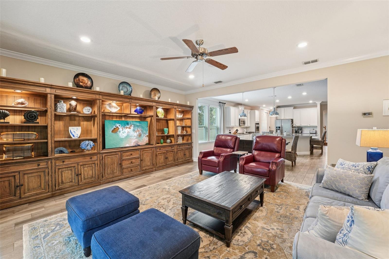 Image 8 of 91 For 2785 Las Calinas Boulevard