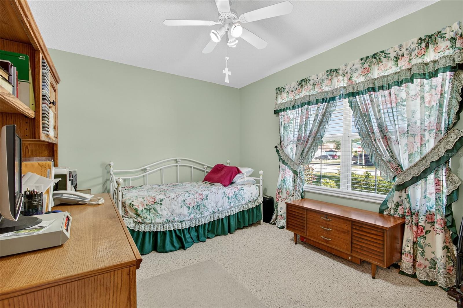 Image 24 of 56 For 2 Long Place