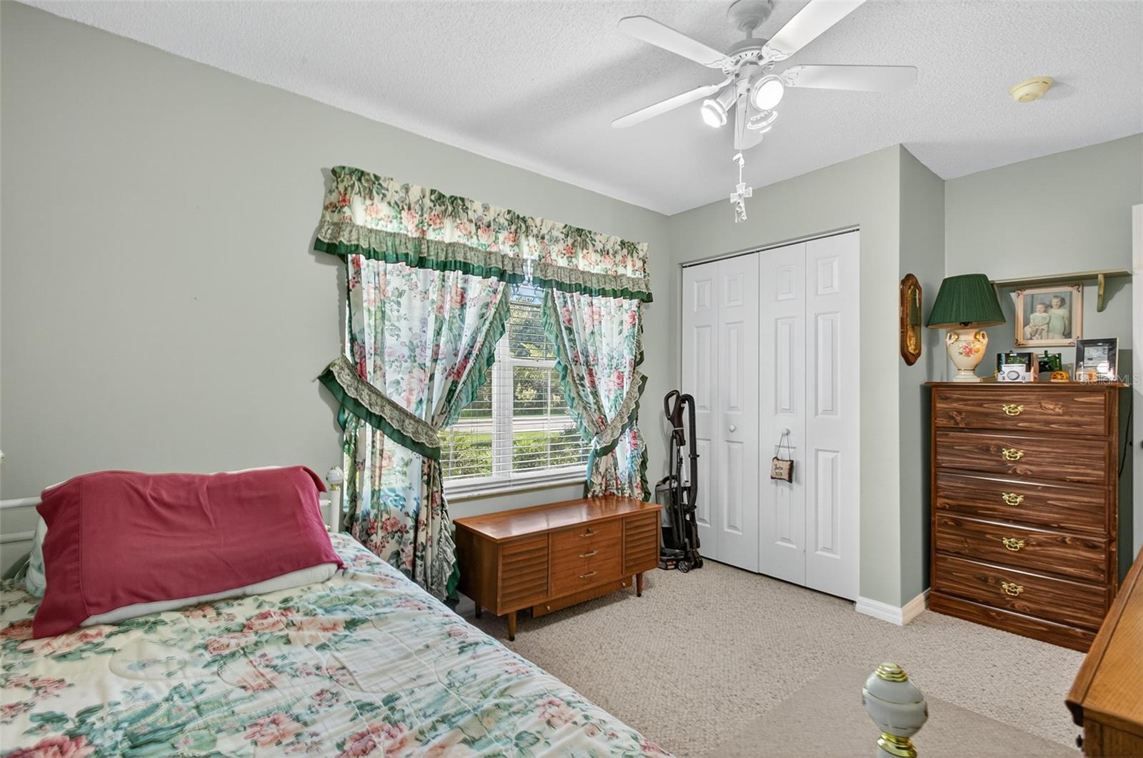 Image 25 of 56 For 2 Long Place