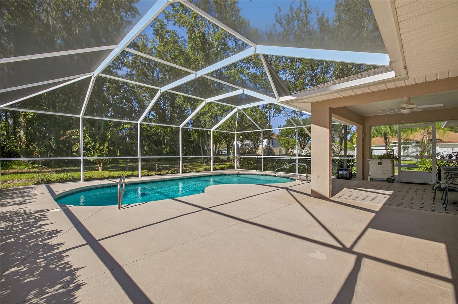 Image 35 of 56 For 2 Long Place