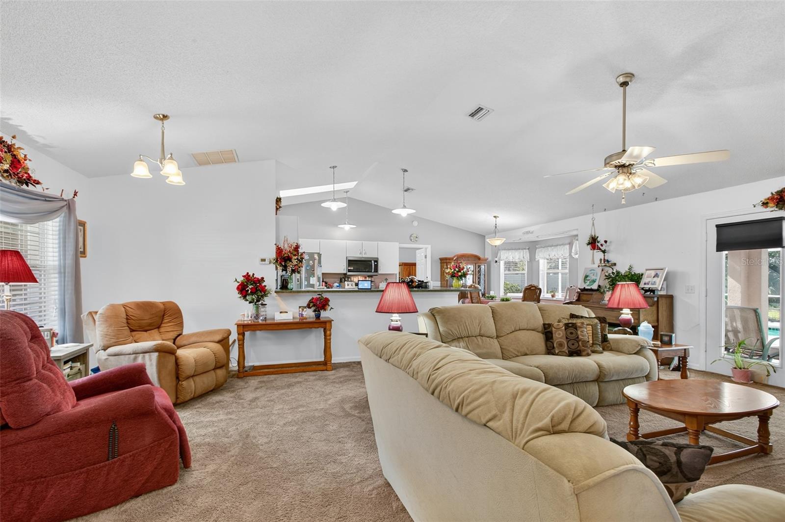 Image 7 of 56 For 2 Long Place