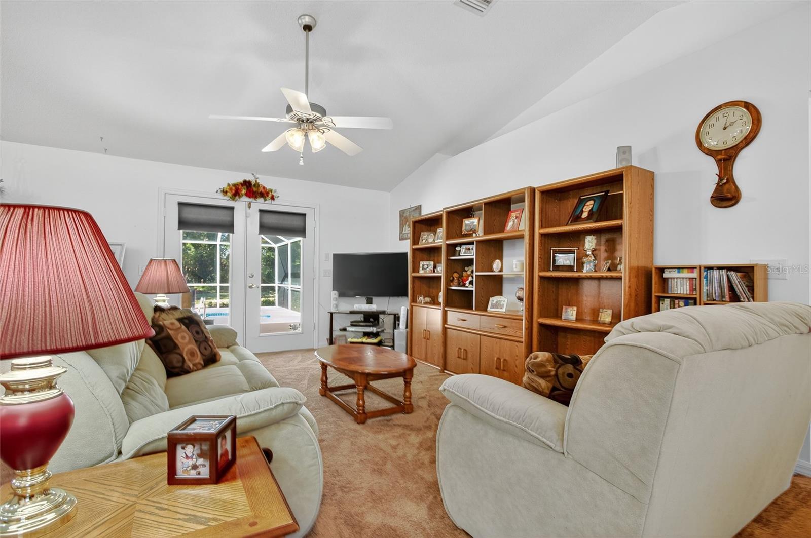 Image 9 of 56 For 2 Long Place