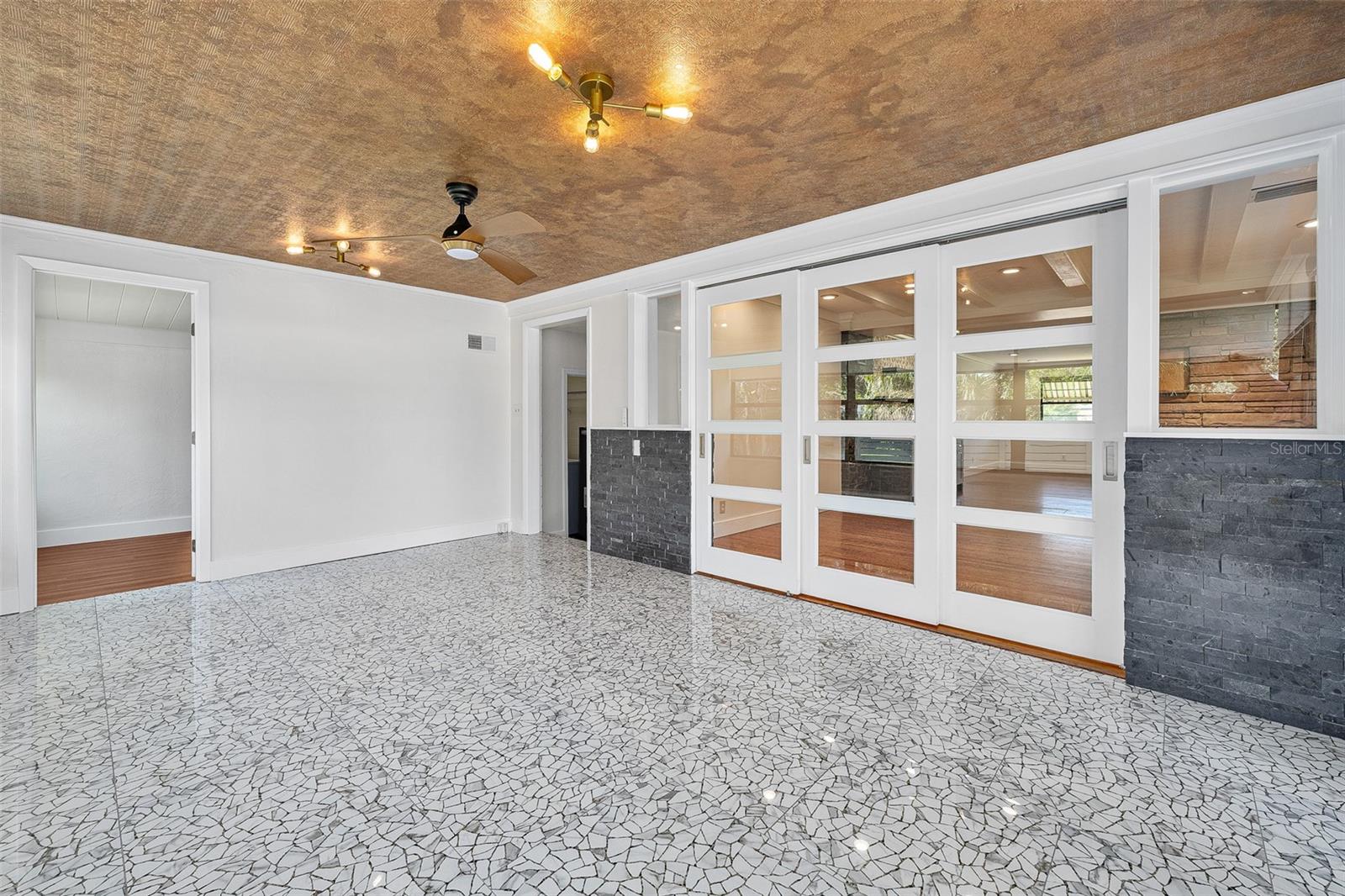 Image 16 of 48 For 116 Neptune Avenue