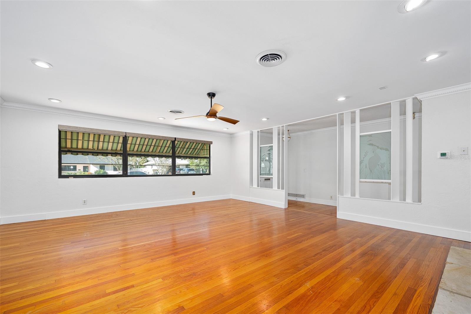 Image 21 of 48 For 116 Neptune Avenue